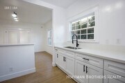 Photo - 1934 S New England St Unit 5