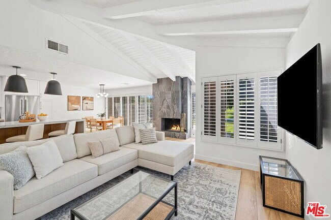 Photo - 72417 Rolling Knoll Dr