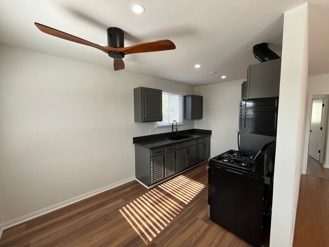 Photo - 7003 Fulton Ave Unit 6