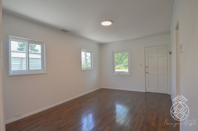 Photo - 2657 Piedmont Ave