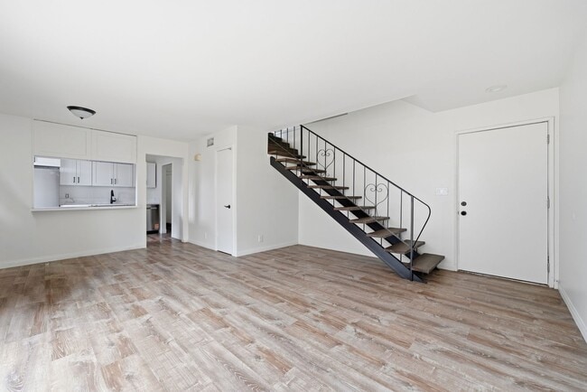 Photo - 1172 N Shattuck St Unit #A