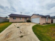 Photo - 3 bedroom, 2 bathroom House