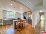 Photo - 345 Westbourne Dr