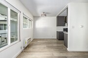 1BR, 1BA - 650SF - Dining Room - 514 S. Mariposa Ave.