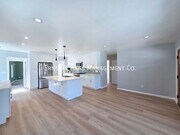 Photo - 5330 E Brockwood St House