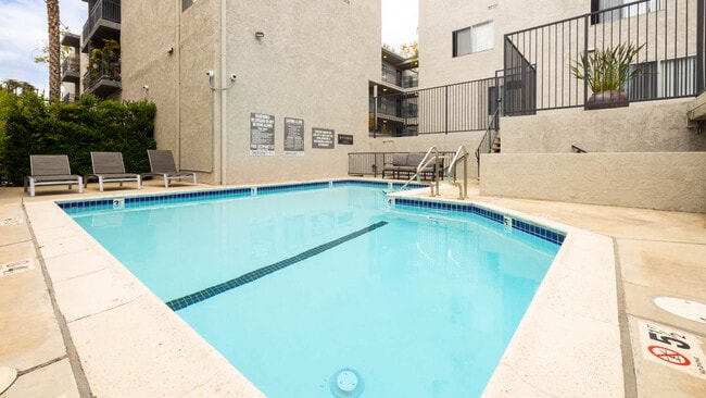 Swimming Pool - Virgil Square