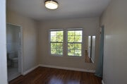 Photo - 1.Bd/1 Ba in a duplex, in the heart of Cor... House