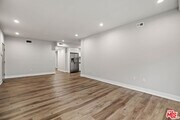 Photo - 838 N Hudson Ave Condo Unit ph1