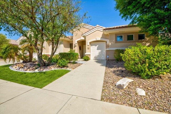 Photo - 78652 Alliance Way House