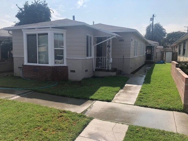 Photo - SCOTT 110-112 Unit 110-A