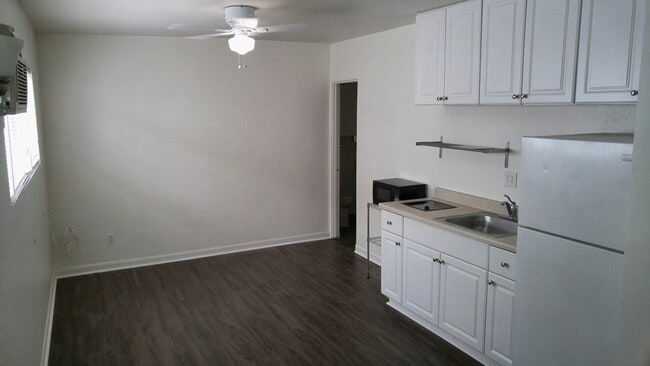 Photo - 5042 W Point Loma Blvd Unit 2