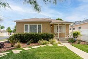 Photo - 4950 Newcastle Ave