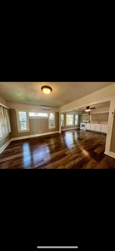 Photo - 411 W Chestnut Ave Unit A