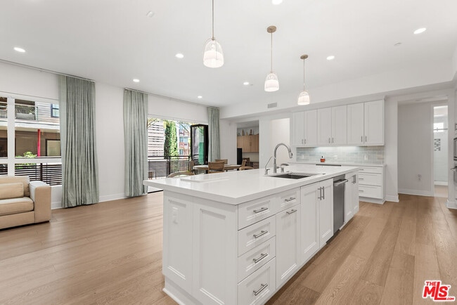 Photo - 12763 Shell Pl Unit 1