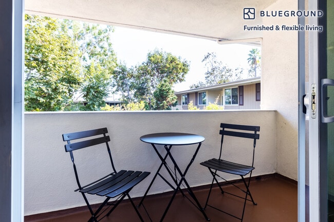 Photo - 219 S Barrington Ave Unit FL3-ID341