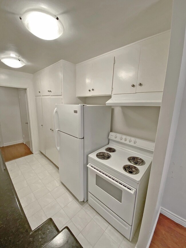 Photo - 11936 Darlington Ave Unit 201