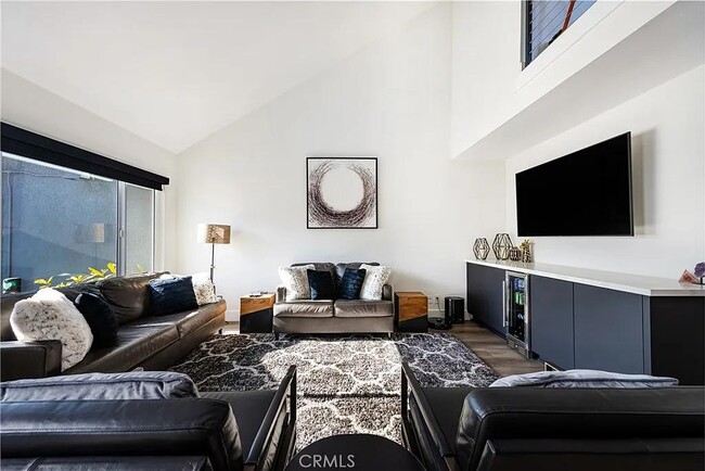 Building Photo - 139 Lexington Ln