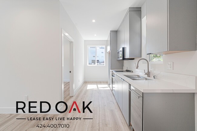 Photo - 4590 N Riverton Ave Unit 4590