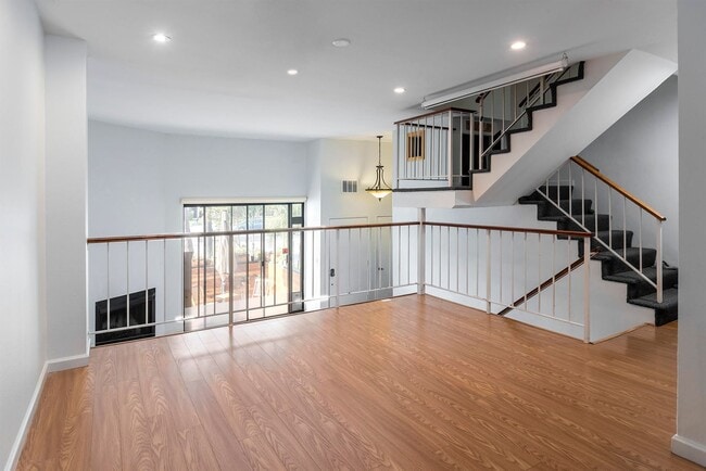 Photo - Light Filled 3-Story Townhome in Pool Community Unit Beautiful Townhome in Pool Commy!