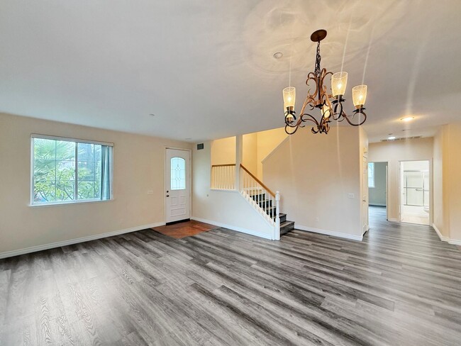 Photo - Beautiful 5B/3BA Home in Vista Available for Rent!