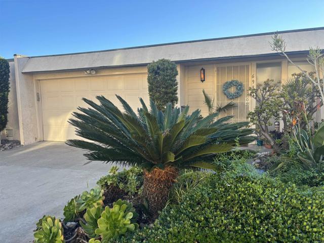 Building Photo - 6981 Caminito Perico