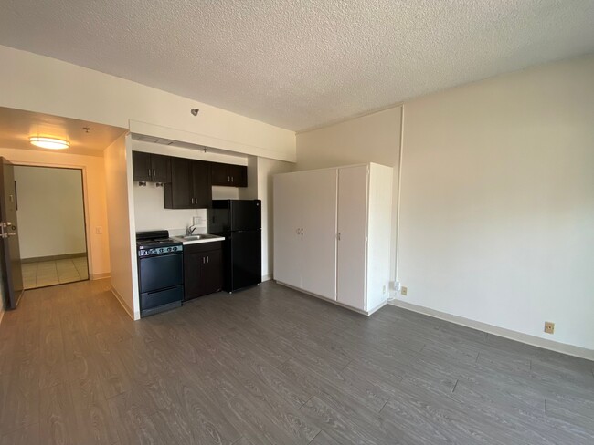 Photo - 1455 Second Ave