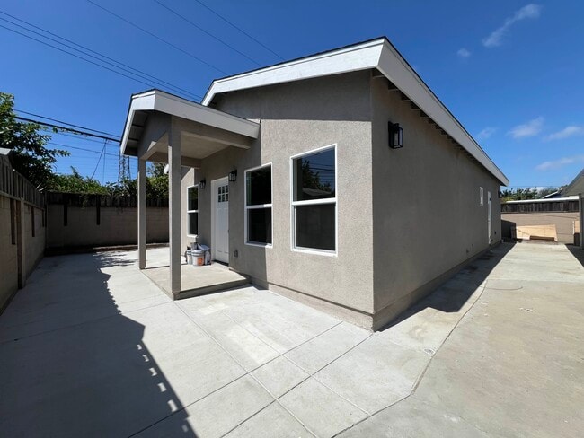 Photo - 17249 Santa Suzanne St House