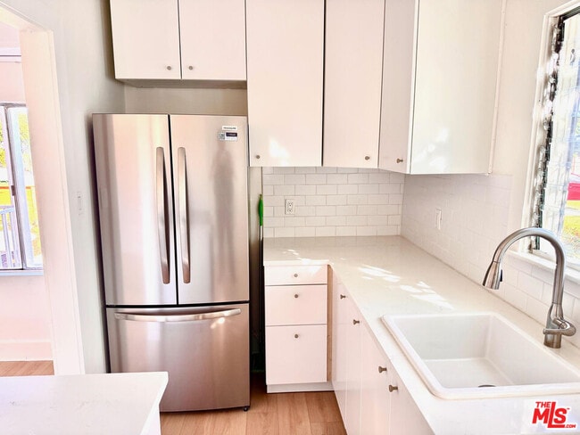 Photo - 3642 Seneca Ave