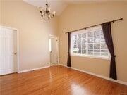 Photo - 241 Pso De Granada