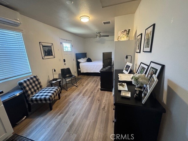 Photo - 1420 Oxford Ave