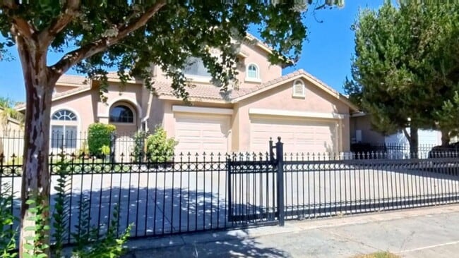 Photo - 2226 Willowbrook Ln