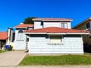 Photo - 1584 Sycamore Ln