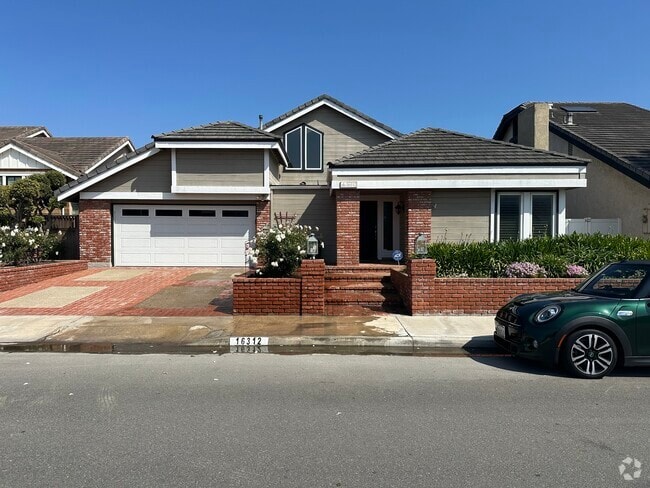 Building Photo - 16312 Walrus Ln Rental