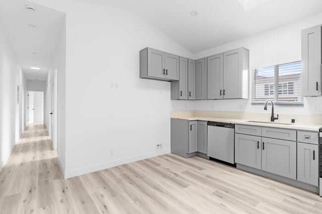 Photo - 12602 Kensington Ln Unit 12