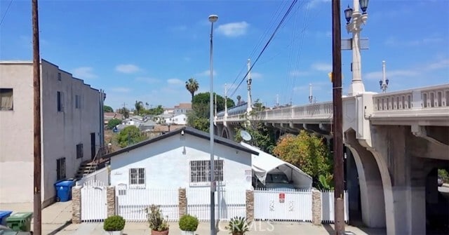 Photo - 401 S Lorena St House