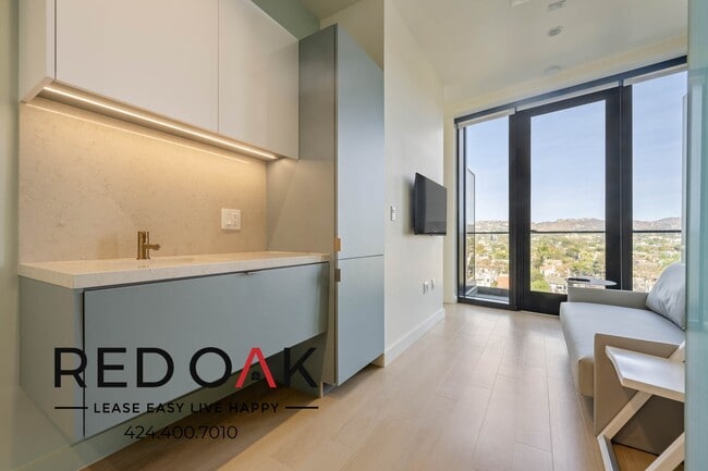 Photo - 6401 Wilshire Blvd Unit 812A