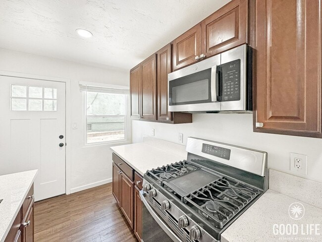 Photo - Newly remodeled 1BD/BA apartment home for rent in South Park! Unit 1849 Edgemont St