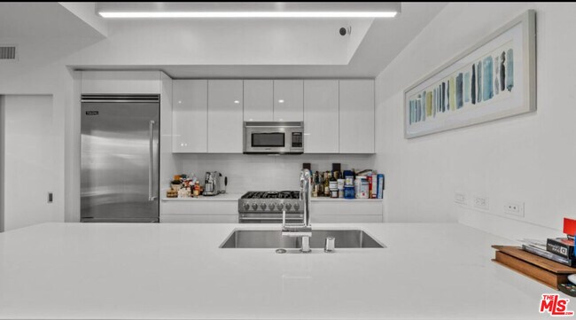 Photo - 1433 14th St Unit 3