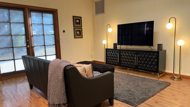 Photo - 26065 Adamor Rd