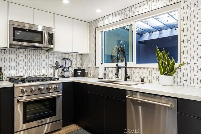 Photo - 139 Lexington Ln