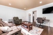 Photo - 545 East 97th St
