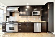 Photo - Modern 6th-Floor Studio Loft – Sapphire To... Unit 603