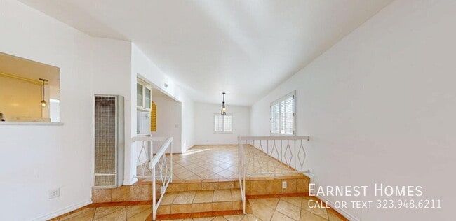 Photo - 7317 Kraft Ave
