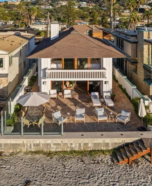 Building Photo - 2008 Ocean Front