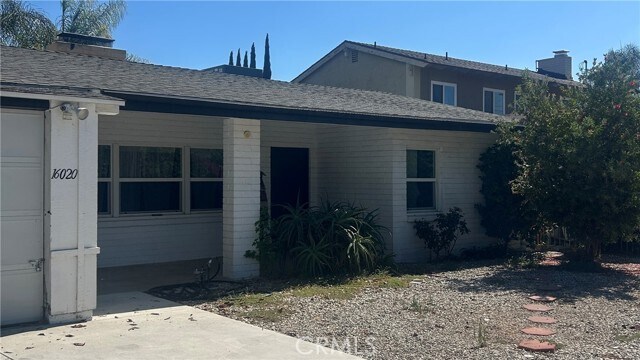 Photo - 16020 Kittridge St