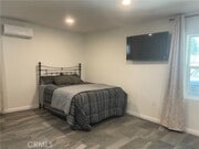 Photo - 3062 Monroe St