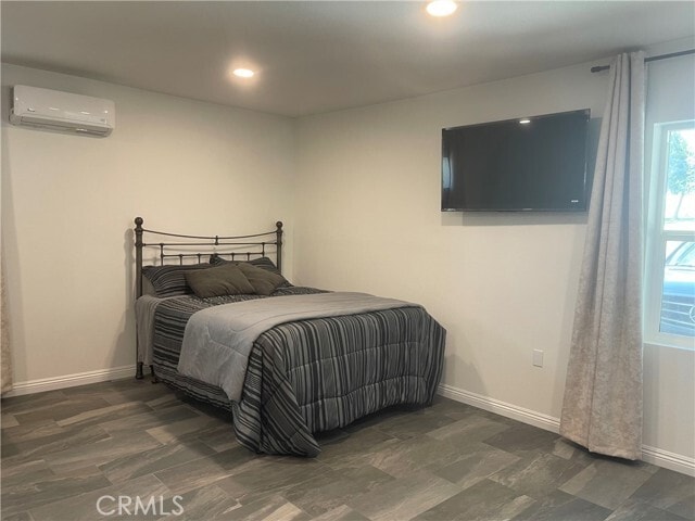 Photo - 3062 Monroe St