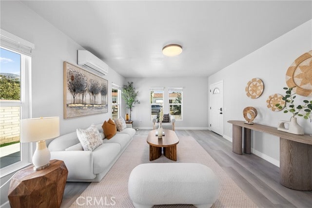 Photo - 2461 St Pierre Ave