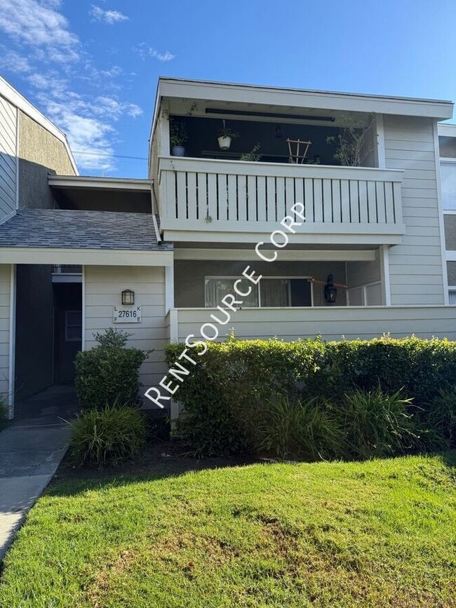 Building Photo - 27616 Susan Beth Way Unit E