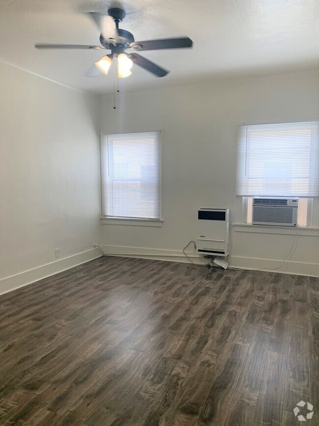 Building Photo - Charming Studio located minutes from DTLA,... Unit 5 Rental